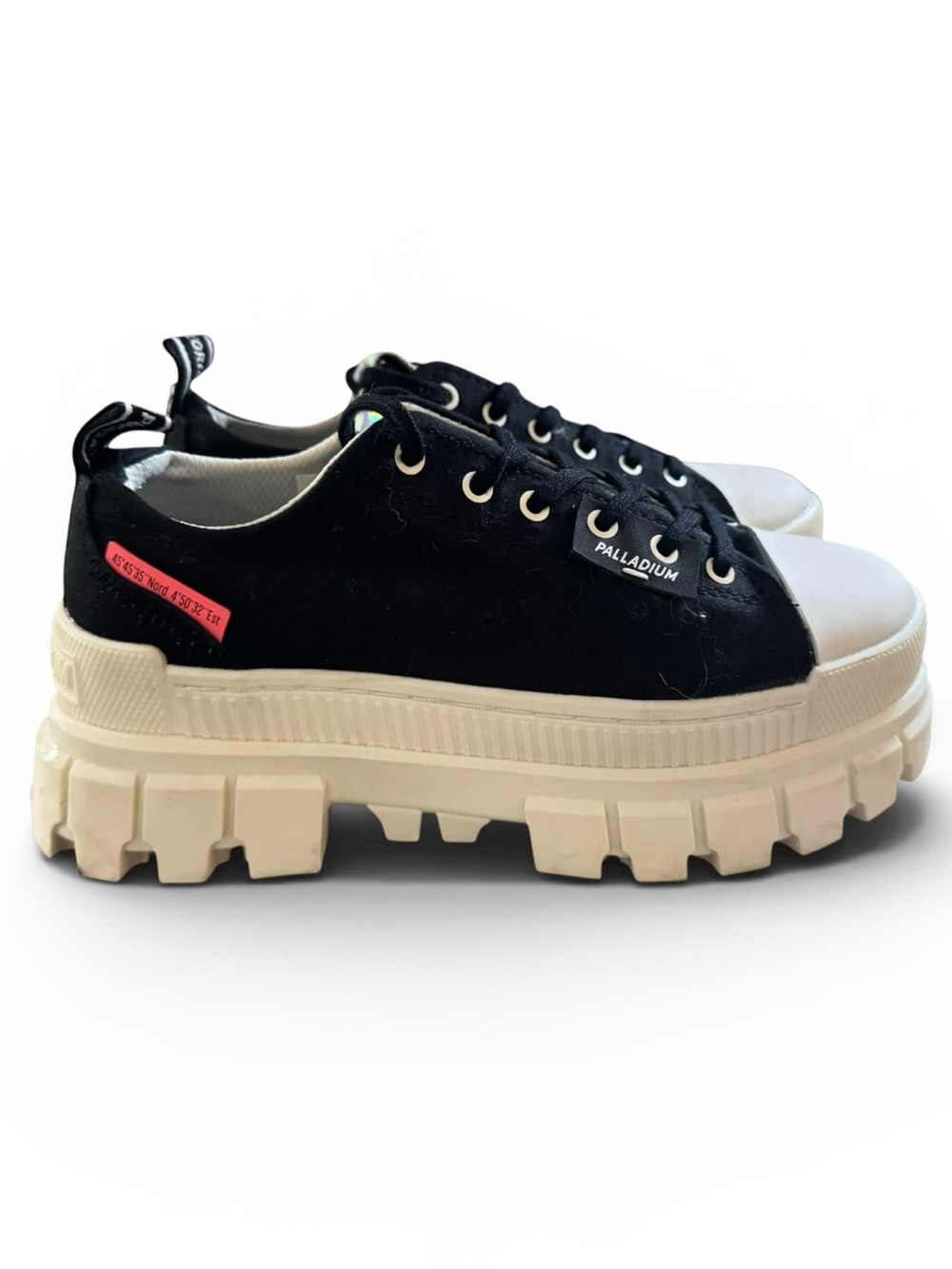 Palladium Revolt Lo TX sneakers woman’s size 7